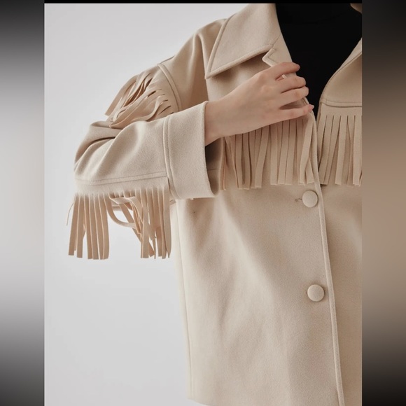 76 Fringe Detail Oversized Beige Bouclé Jacket - Picture 3 of 3